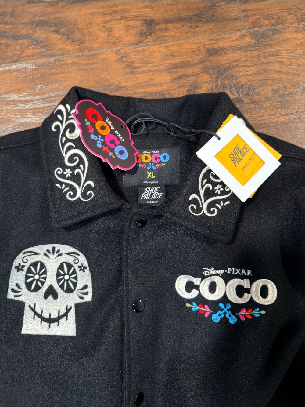 SHOE PALACE DISNEY COCO VARSITY JACKET SZ XL - Picture 2 of 6